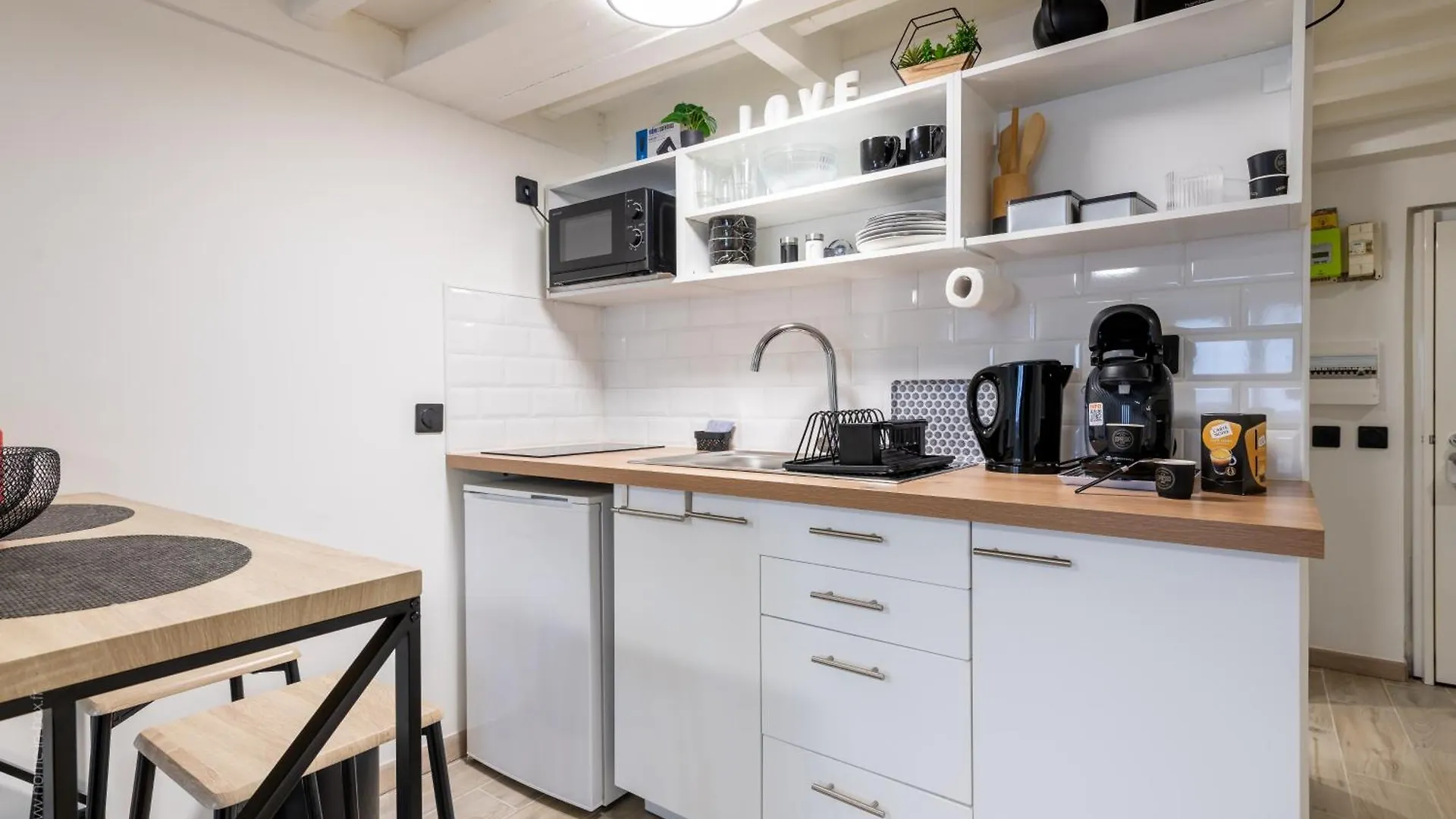 Magnifique Flat Le Belleville - Lumineux - 4 Personnes - Proche Metro Paris Apartment
